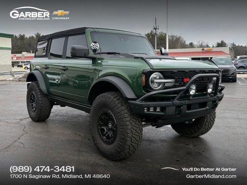 ERUPTION GREEN METALLIC 2024 Ford Bronco Wildtrak