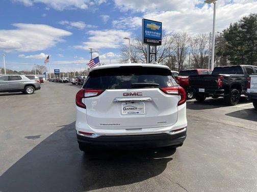 2022 GMC Terrain SLT