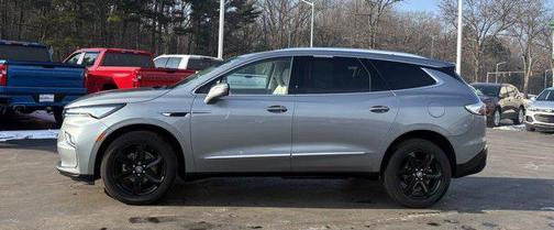 2023 Buick Enclave Essence FWD