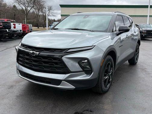 Sterling Gray Metallic 2023 Chevrolet Blazer 2LT