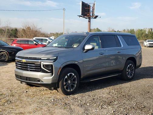 2026 Chevrolet Suburban LT