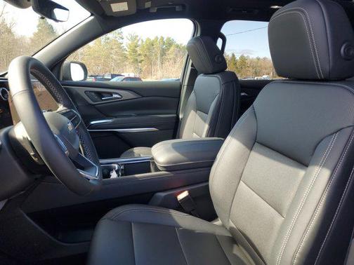 Lakeshore Blue Metallic 2026 Chevrolet Traverse LT