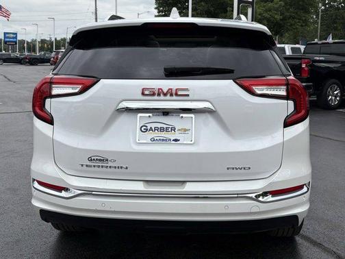 2024 GMC Terrain Denali