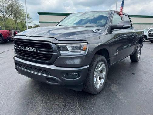 Granite Crystal Metallic Clearcoat 2019 RAM 1500 Big Horn