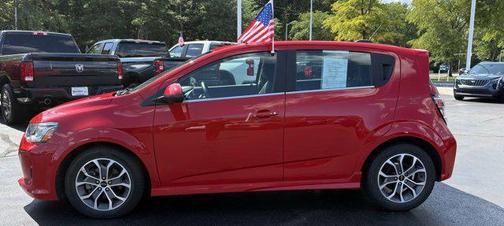 2020 Chevrolet Sonic FWD Hatchback LT 5-Door