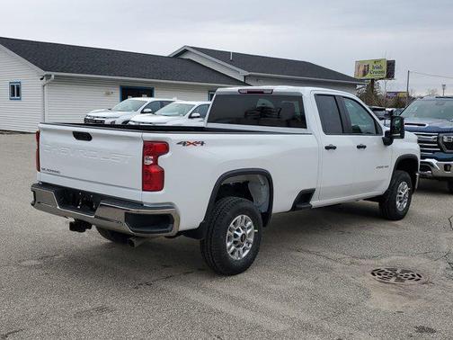 Summit White 2026 Chevrolet Silverado 2500 WT