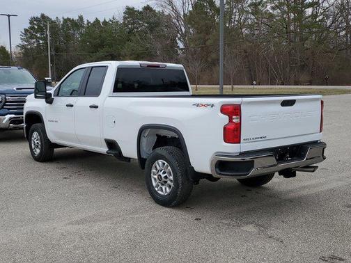 Summit White 2026 Chevrolet Silverado 2500 WT