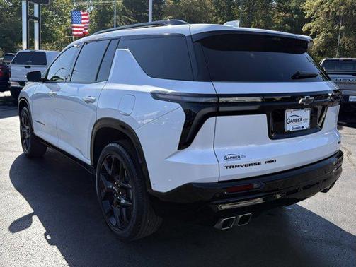 2025 Chevrolet Traverse RS