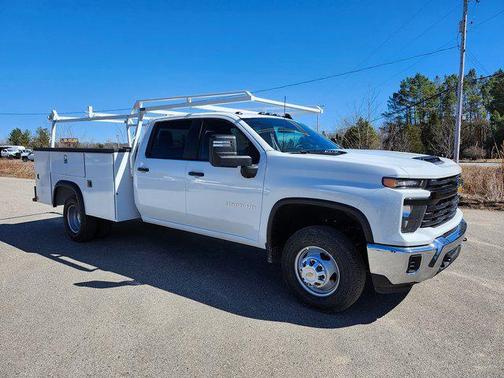 2025 Chevrolet Silverado 3500 WT