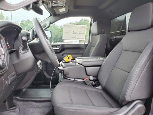 2025 Chevrolet Silverado 3500 WT
