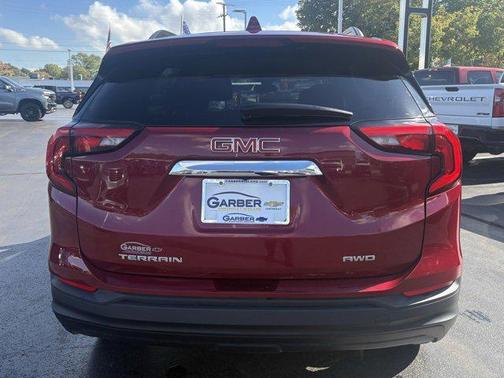 2021 GMC Terrain SLE