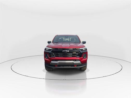 Radiant Red Tintcoat 2024 Chevrolet Colorado Z71