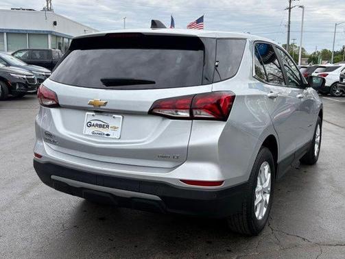 Silver Ice Metallic 2022 Chevrolet Equinox 1LT