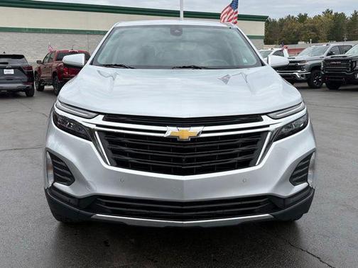 Silver Ice Metallic 2022 Chevrolet Equinox 1LT