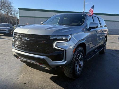 2023 Chevrolet Suburban 4WD Z71