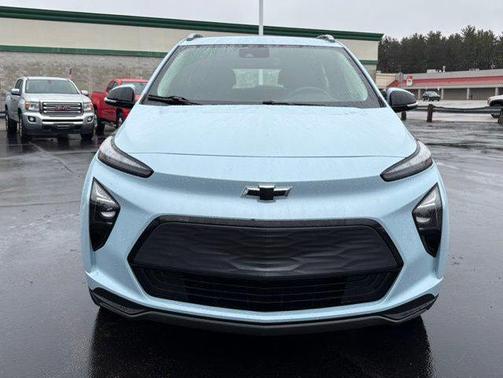 Ice Blue Metallic 2022 Chevrolet Bolt EUV FWD LT