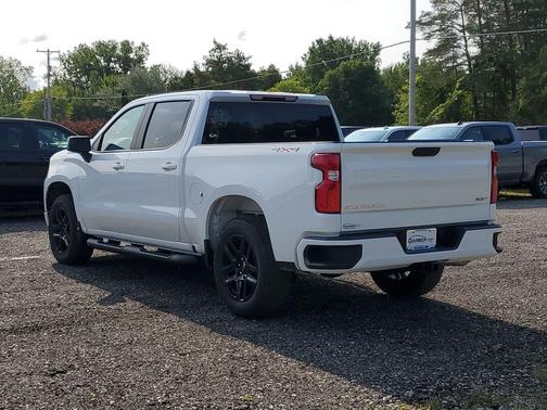 Summit White 2026 Chevrolet Silverado 1500 RST
