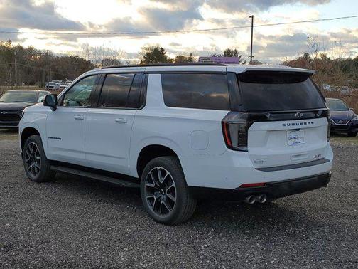 2026 Chevrolet Suburban RST