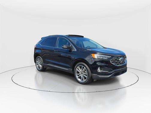 AGATE BLACK METALLIC 2024 Ford Edge Titanium