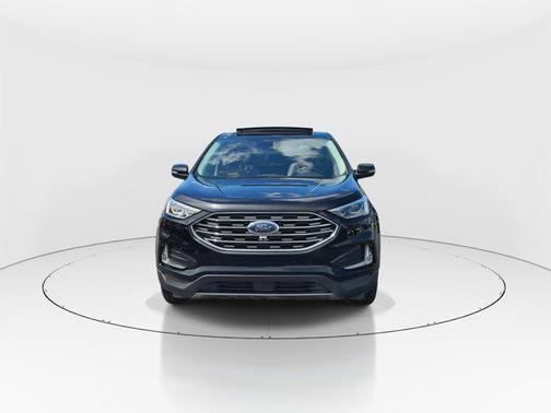 AGATE BLACK METALLIC 2024 Ford Edge Titanium