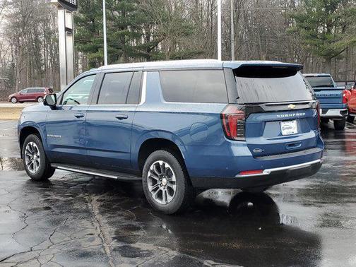 2026 Chevrolet Suburban LS