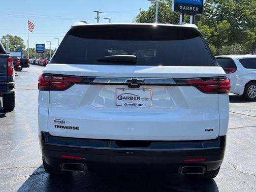 Summit White 2023 Chevrolet Traverse Premier