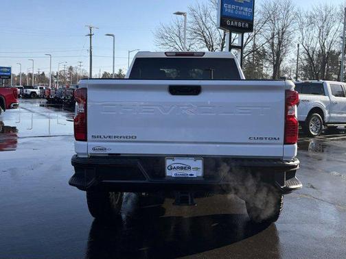 2024 Chevrolet Silverado 2500 Custom