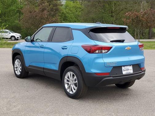 Marina Blue Metallic 2026 Chevrolet Trailblazer LS