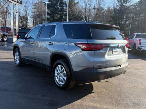 2023 Chevrolet Traverse LS
