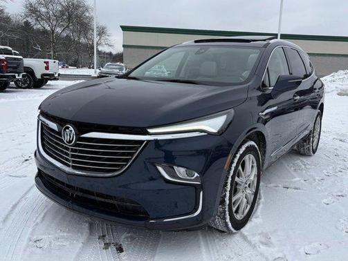 2023 Buick Enclave Essence AWD