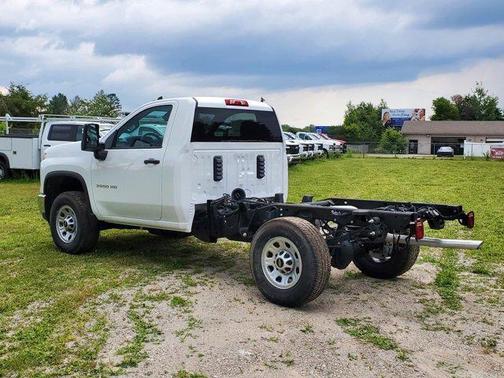 2025 Chevrolet Silverado 3500 WT