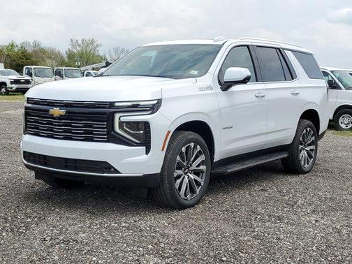 Polar White Tricoat 2026 Chevrolet Tahoe 4WD High Country