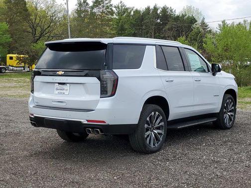 Polar White Tricoat 2026 Chevrolet Tahoe 4WD High Country