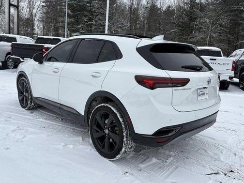 2022 Buick Envision FWD Essence