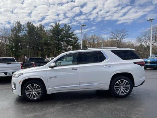 2023 Chevrolet Traverse High Country