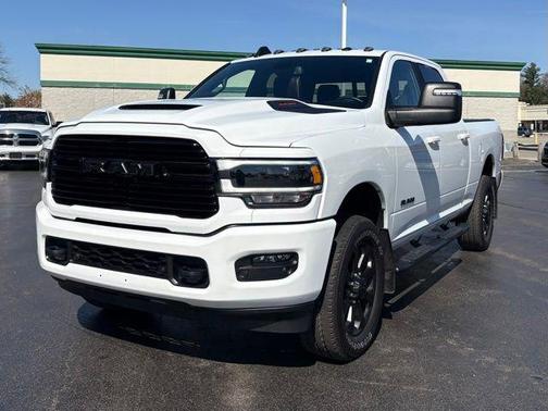 Bright White Clearcoat 2023 RAM 2500 Laramie Crew Cab 4x4 6'4' Box