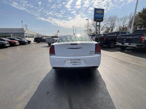 2021 Chrysler 300 S