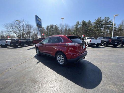 2022 Ford Edge SEL
