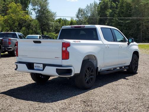 Summit White 2026 Chevrolet Silverado 1500 RST