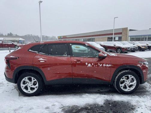 2024 Chevrolet Trax LS