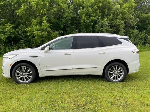 2023 Buick Enclave Avenir AWD