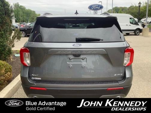 CARBONIZED GRAY METALLIC 2023 Ford Explorer XLT