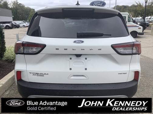 2022 Ford Escape TITANIUM