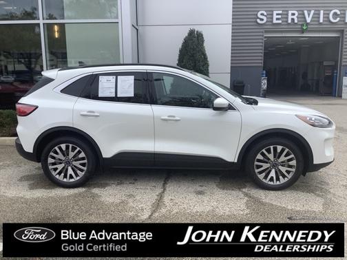 2022 Ford Escape TITANIUM