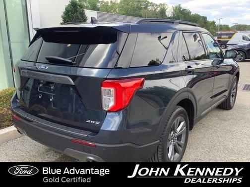 STONE BLUE METALLIC 2023 Ford Explorer XLT