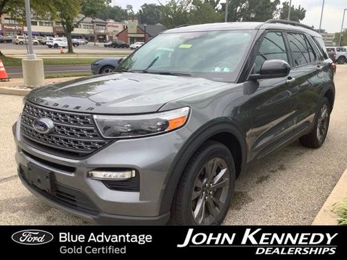 CARBONIZED GRAY METALLIC 2023 Ford Explorer XLT