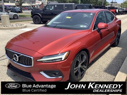2019 Volvo S60 T6 INSCRIPTION