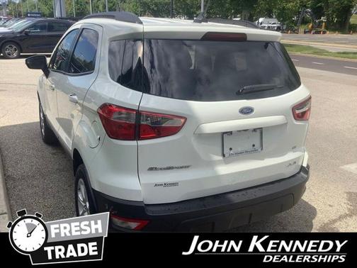 DIAMOND WHITE 2022 Ford EcoSport SE