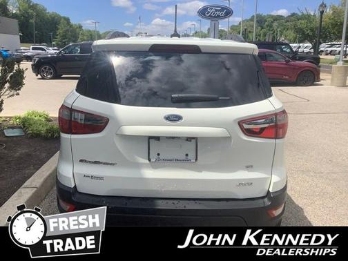 DIAMOND WHITE 2022 Ford EcoSport SE