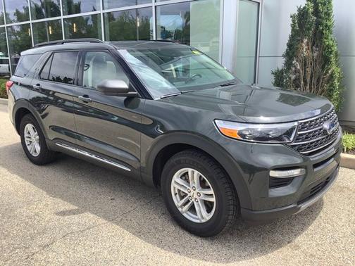 FORGED GREEN METALLIC 2022 Ford Explorer XLT